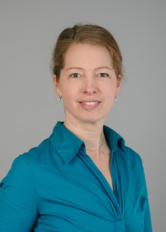 Anne Kathrin Ettl zugeschnitten